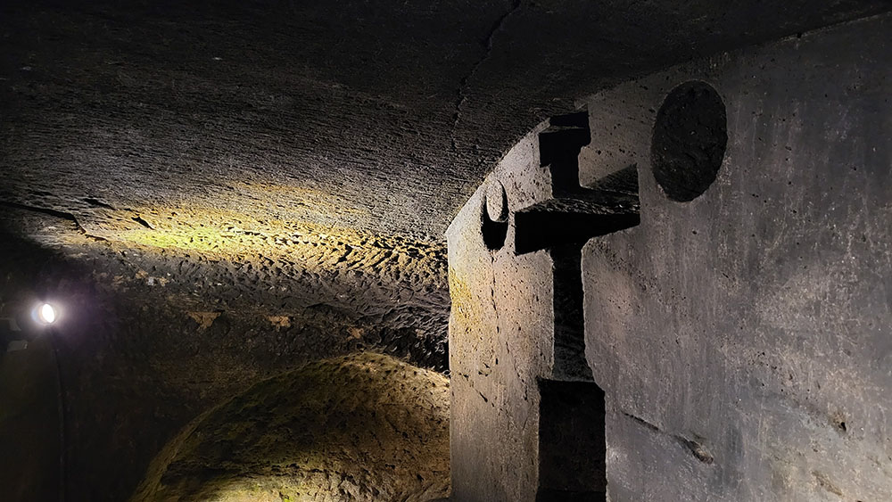 In den Katakomben unter der Festung von Jajce ...